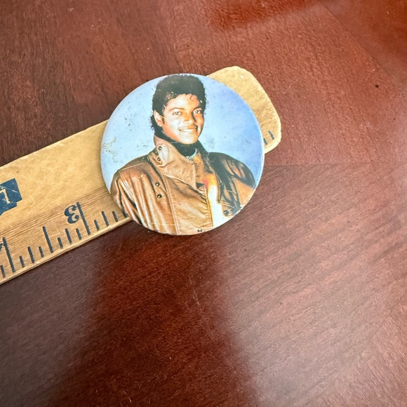 Vintage Jewelry - Vintage Michael Jackson Brooch